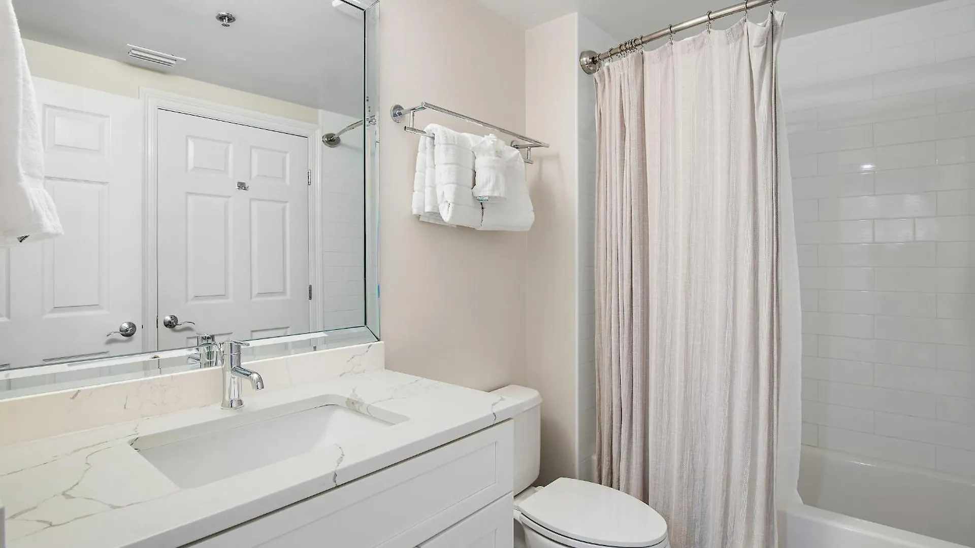 Sterling Shores 417 Destin Apartment